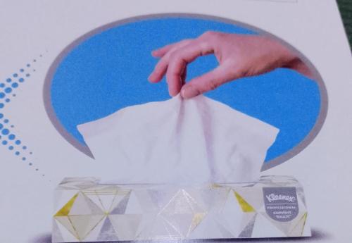 كلينيكس مناديل الوجه - 6*6 قطع*100 ورقة *2ply
