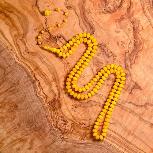 مسباح بكلايت قديم من بايب اصفر تعريق ابيض