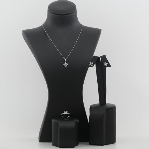 نصف طقم ذهب ابيض رسم الماس - عيار 18