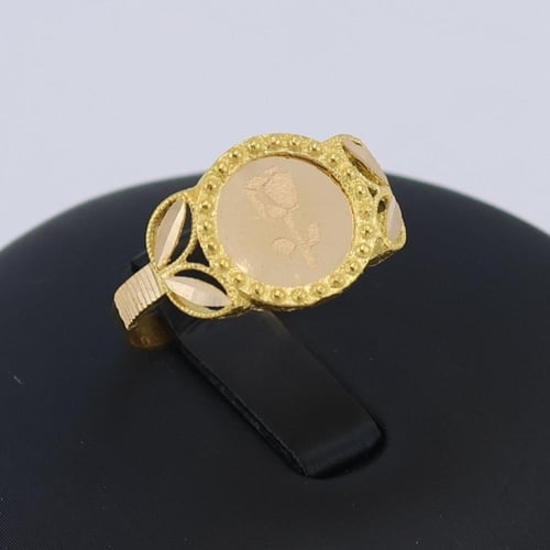 اسوارة وخاتم ذهب سبيكة محاطة باوراق الزيتون - عيار...