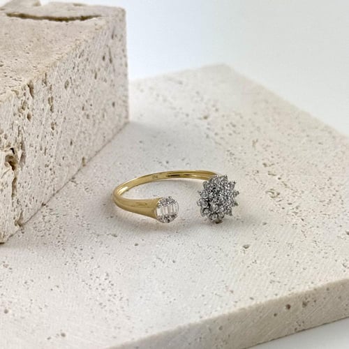 خاتم ذهب تصميم الماس من تشكيلة أكسترا - عيار 18