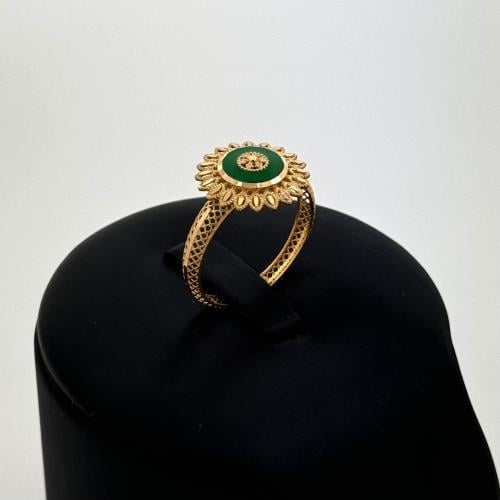 خاتم ذهب ورق الزيتون يتوسطه لون اخضر - عيار 21