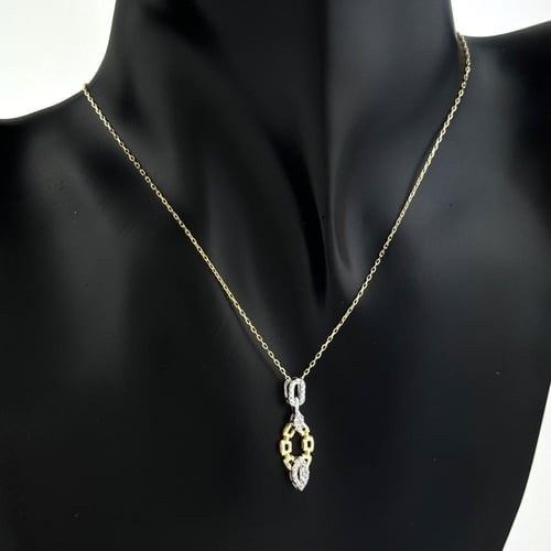 عقد ذهب تصميم الماس من تشكيلة أكسترا - عيار18