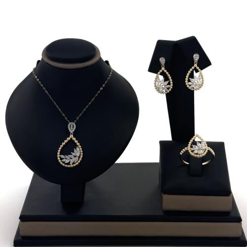 نصف طقم ذهب تصميم الماس من تشكيلة أكسترا - عيار18