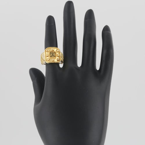 خاتم ذهب يتميز برسمة تراثية جميلة - عيار 21