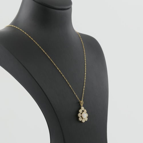 عقد ذهب تصميم الماس دمعة مع بوكيتات ورد - عيار 18