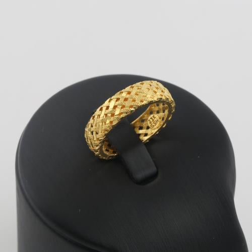 دبلة ذهب بتصميم نسيج الذهب - عيار 21