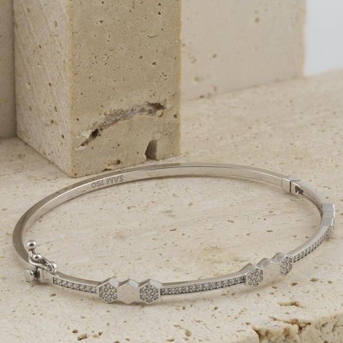 اسوارة ذهب بتصميم ألماس- عيار 18