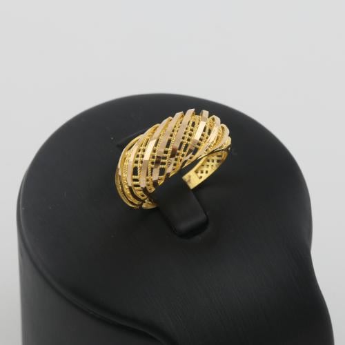 خاتم ذهب بتصميم راقي - عيار 21