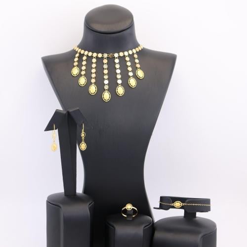 طقم ذهب ايطالي - عيار 21