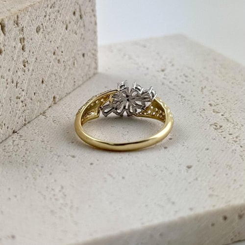 خاتم ذهب تصميم الماس من تشكيلة أكسترا - عيار 18