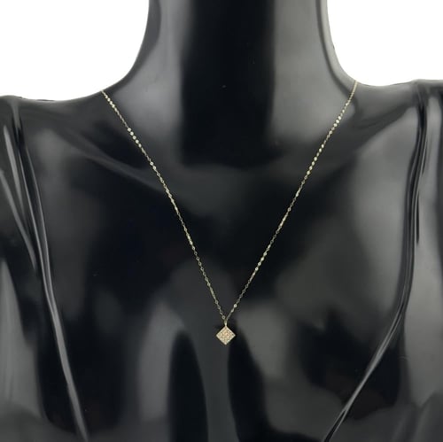 عقد ذهب مثلث تصميم الماس - عيار 18