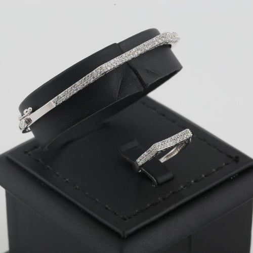 اسوارة وخاتم ذهب ابيض - عيار 18