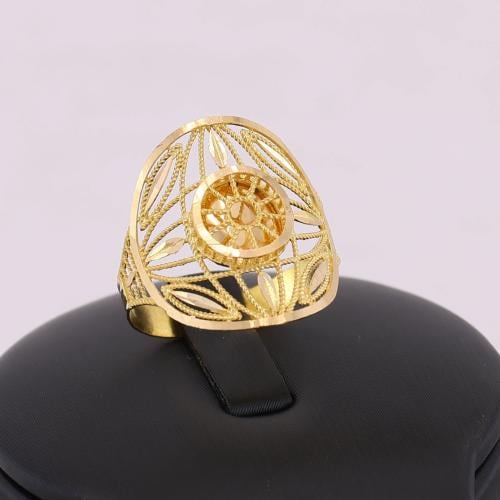 خاتم ذهب نقش انيق مع اوراق الذهب عيار 21