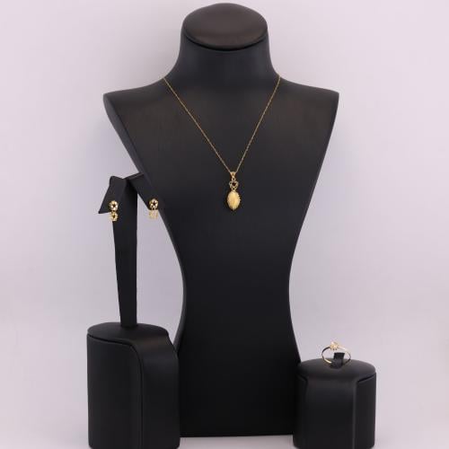 نصف طقم ذهب محدب مع زهرة - عيار 21