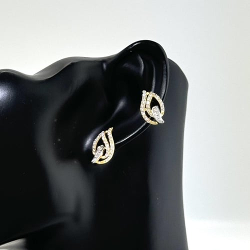 حلق ذهب ورق الشجر المتداخله - عيار 18