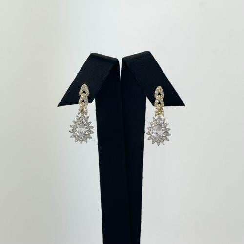 حلق ذهب المثالية تصميم الماس - عيار 18