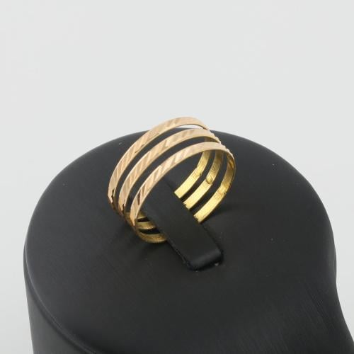 دبلة الذهب مرامي خطوط هندسية - عيار 21