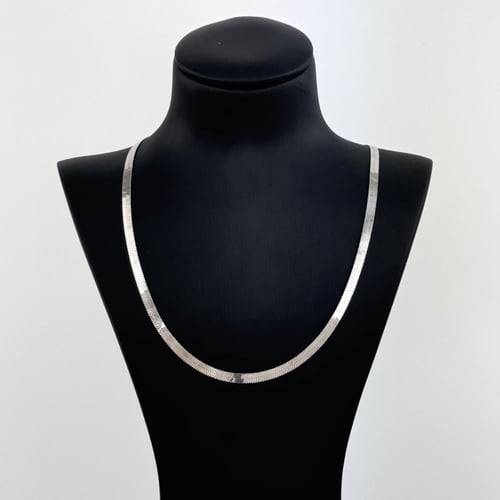 عقد ذهب فلات يلبس لونين اصفر و ابيض - عيار 18