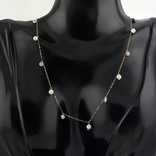 تشوكر ذهب مطعم بقصاصات تشبة الالماس - عيار 18