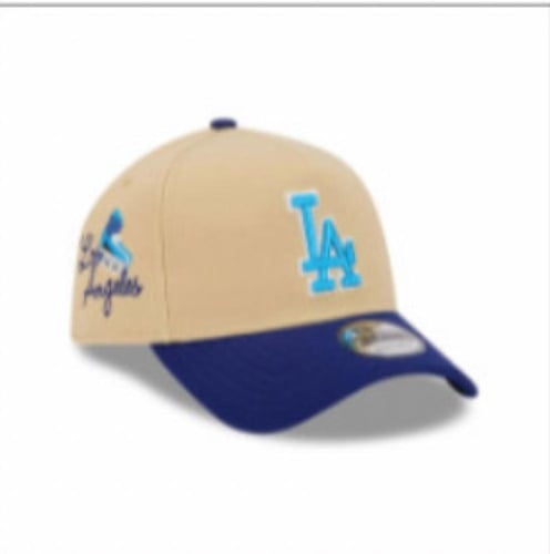 كاب نيو ايرا قماش بيج - كحلي بتطريز سماوي