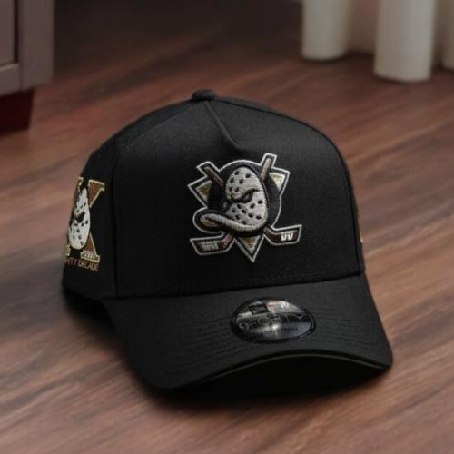 كاب نيو ايرا قماش اسود