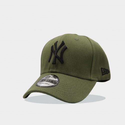 كاب نيو ايرا قماش زيتي بتطريز اسود بشعار بيسبول "م...