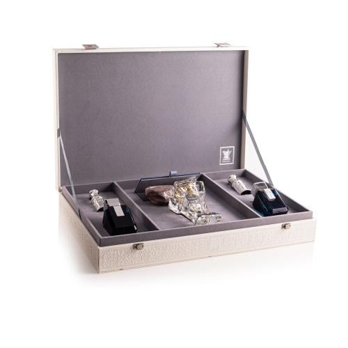 شنطة العربية أزرق