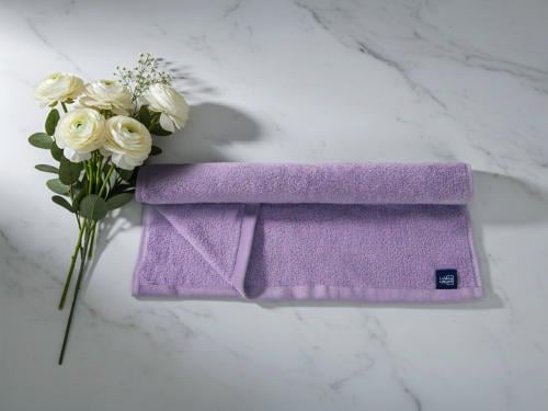 منشفة سيلفا الصغيرة من خامة القطن - موف فاتح