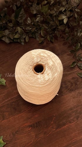 خيط قطن اوف وايت بالكيلو