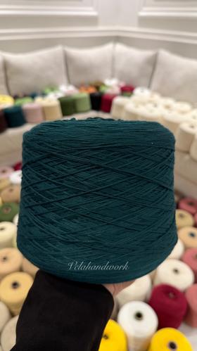 Green royal cotton thread