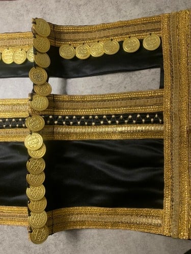 برقع حرب مطرز