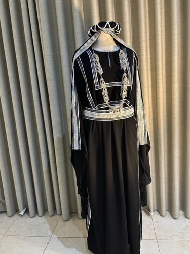 بوكس زي نساء قبيله جهينه شامل محاريد البرقع والطرح...