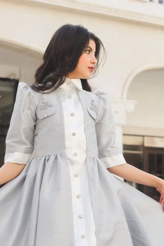 فستان فتيات