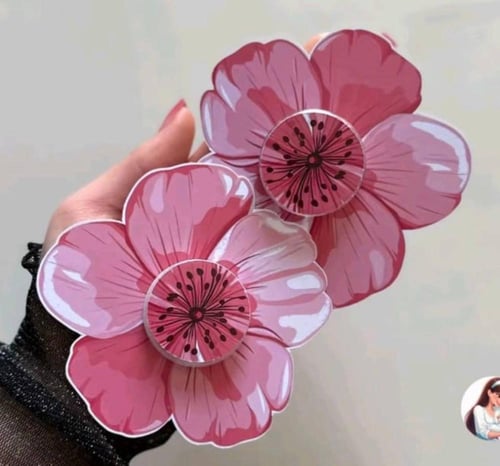 كريم يدين على شكل شنطة – هدية يوم المعلم