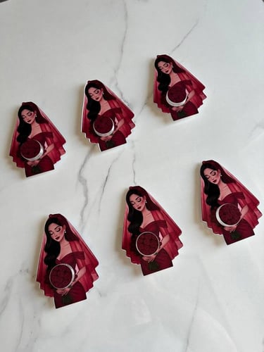 كريم يدين على شكل شنطة – هدية يوم المعلم