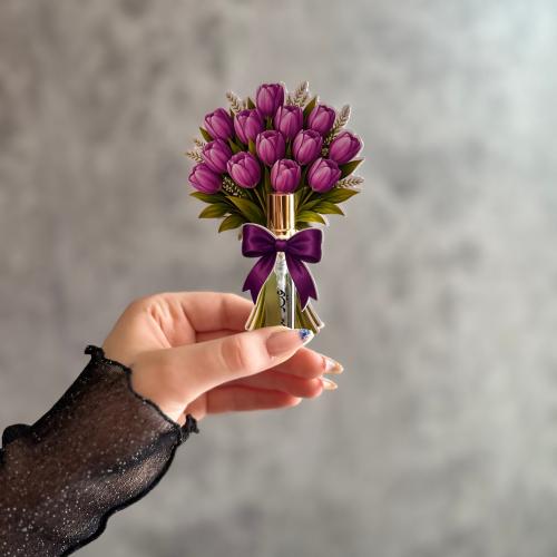 توزيعات عطور بتصميم بوكيه ورد مميز مع عطر ٥ مل