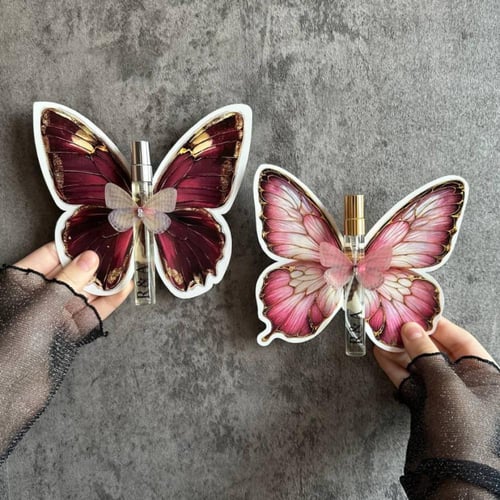 توزيعة عطر "Miss Dior" داخل فراشة أنيقة – 10 مل