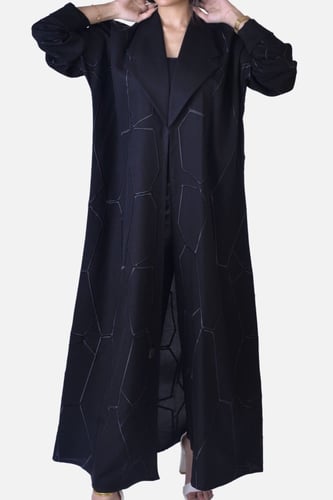 عباية تطريز اسود