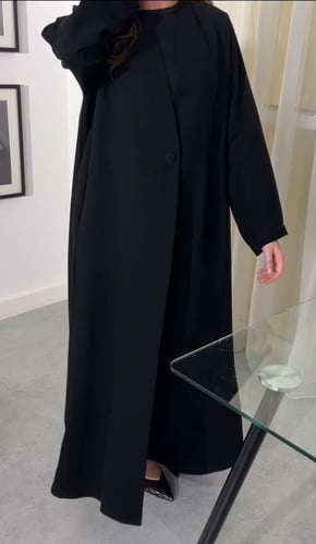 عبايه عمليه ناعمه