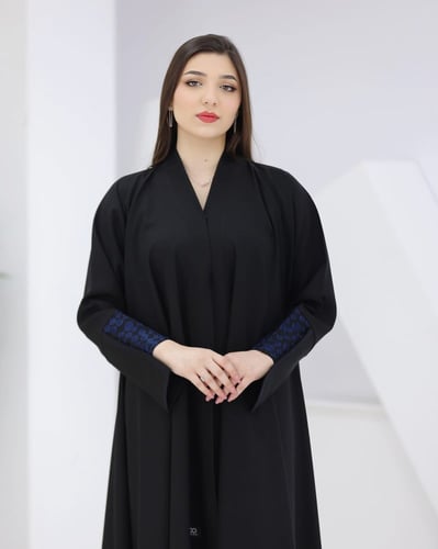 عباية دبل كلوش تطريز كم