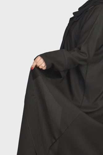 عباية دوام عملية