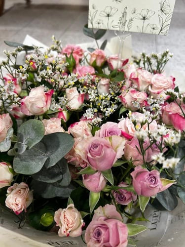 بوكيه ورد طبيعي