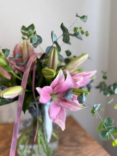 فازة ورد طبيعي