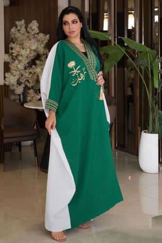 بشت اليوم الوطني - بشت نسائي ملكي