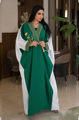 بشت اليوم الوطني - بشت نسائي ملكي