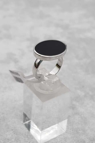 خاتم ملكي فضه بيضاوي مع حجر اسود فضة عيار 925