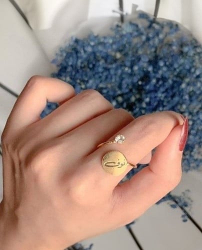 خاتم أنيق مرصع بفص زركون فاخر