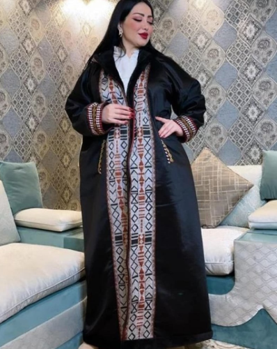 فروة نسائية تراثية انيقة