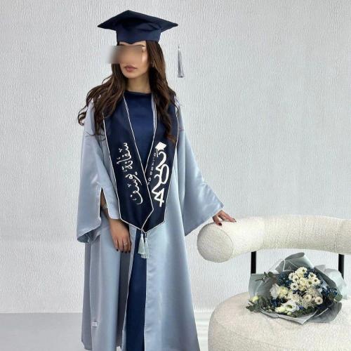 عباية تخرج بالاسم وسنة التخرج وشعار الدفعة عبايات...
